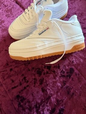 Reebok White Sneakers with Gum Sole